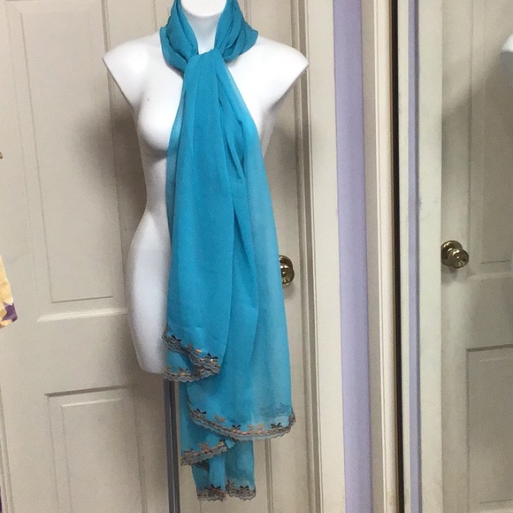 Gorgeous silk shawl extra long sarong scarf exquisite - Picture 6 of 6